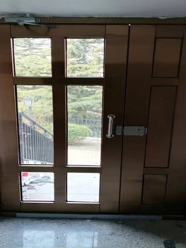 伴月灣壹號小區15號樓可視對講樓宇門更換工程